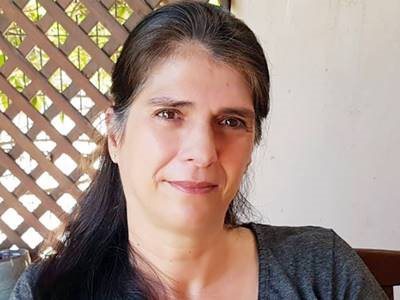נאוה רגב - מטפלת באמנות